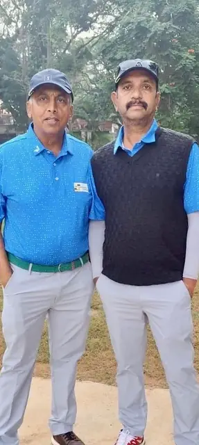 Two Tigers teammates on the course